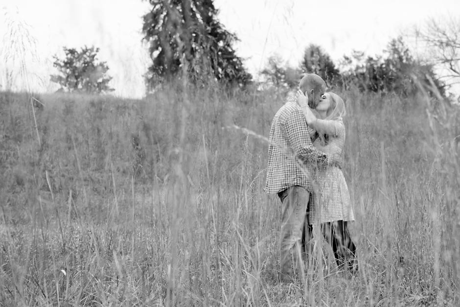 34A-Downtown-Fredericksburg-Engagement-Session-1055