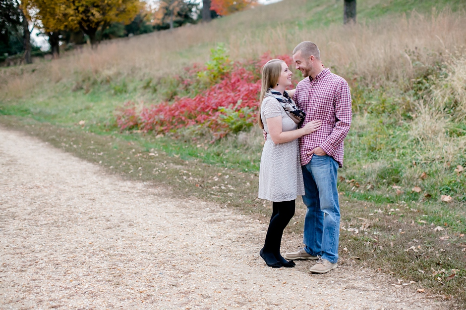 42A-Downtown-Fredericksburg-Engagement-Session-1067