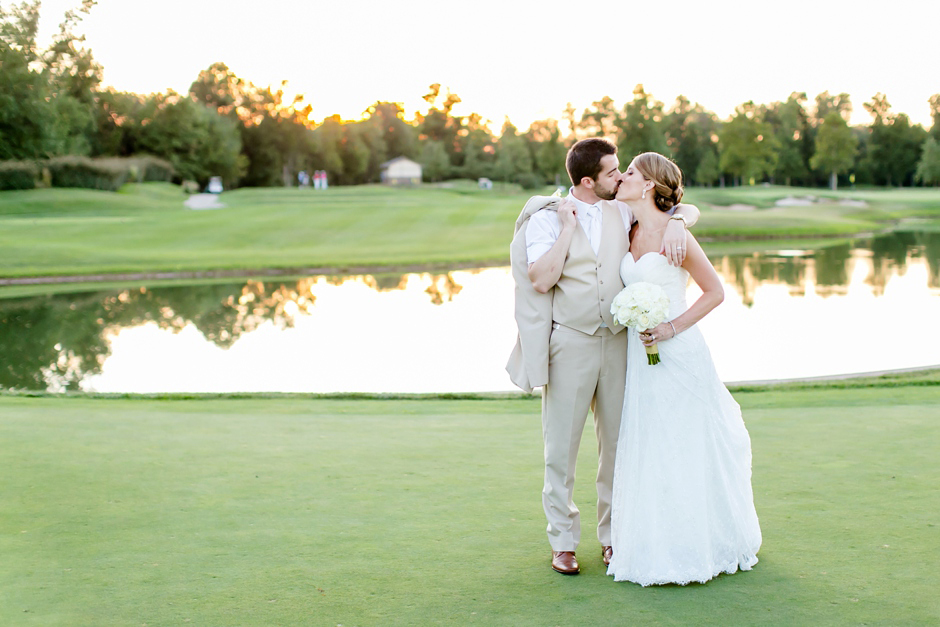 50A-1757-Golf-Club-Wedding-Virginia-Photographer-NicoleandDan-1234