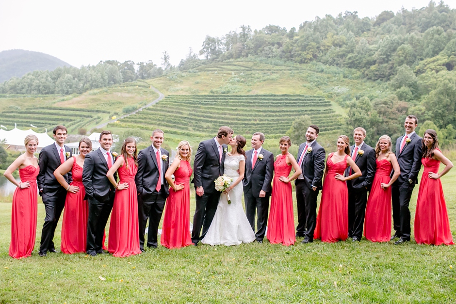 18A-Delfosse-Vineyards-Winery-Wedding-Charlottesville-Virginia-Photographer-Lindsey-Chris-1113