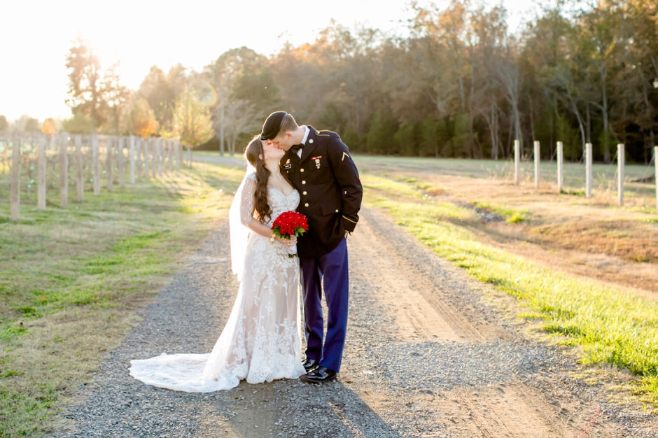 7A-Morias-Vineyards-and-Winery-Wedding-Photographer-1109
