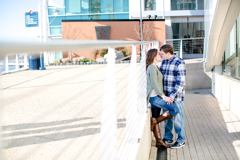 11A-National-Harbor-Engagement-Session-Brittany-Josh4622