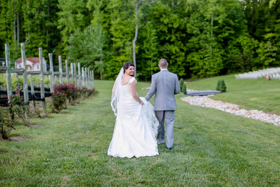 26A-Potomac-Point-Winery-Wedding-Claire-Ryan-1210