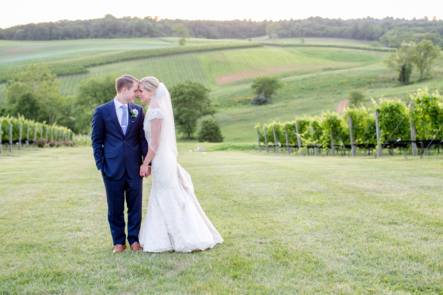 53A-Stone-Tower-Winery-Summer-Wedding-GG-1200