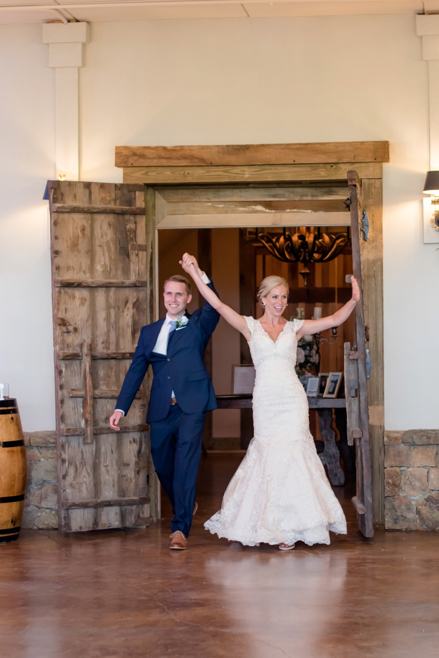 7A-Stone-Tower-Winery-Summer-Wedding-GG-1312