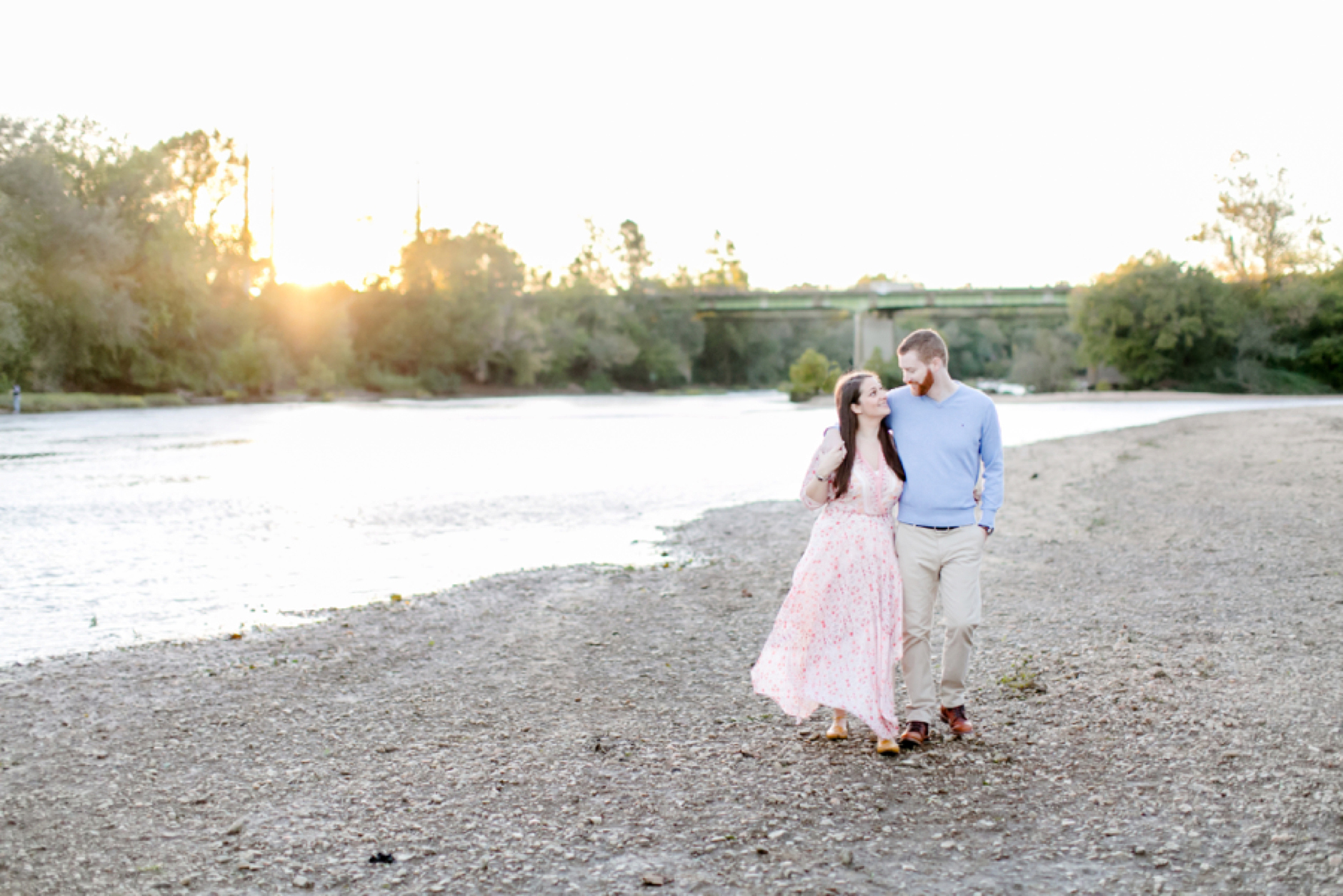 32downtown-fredericksburg-virginia-engagement-session-sarah-and-russell-1068