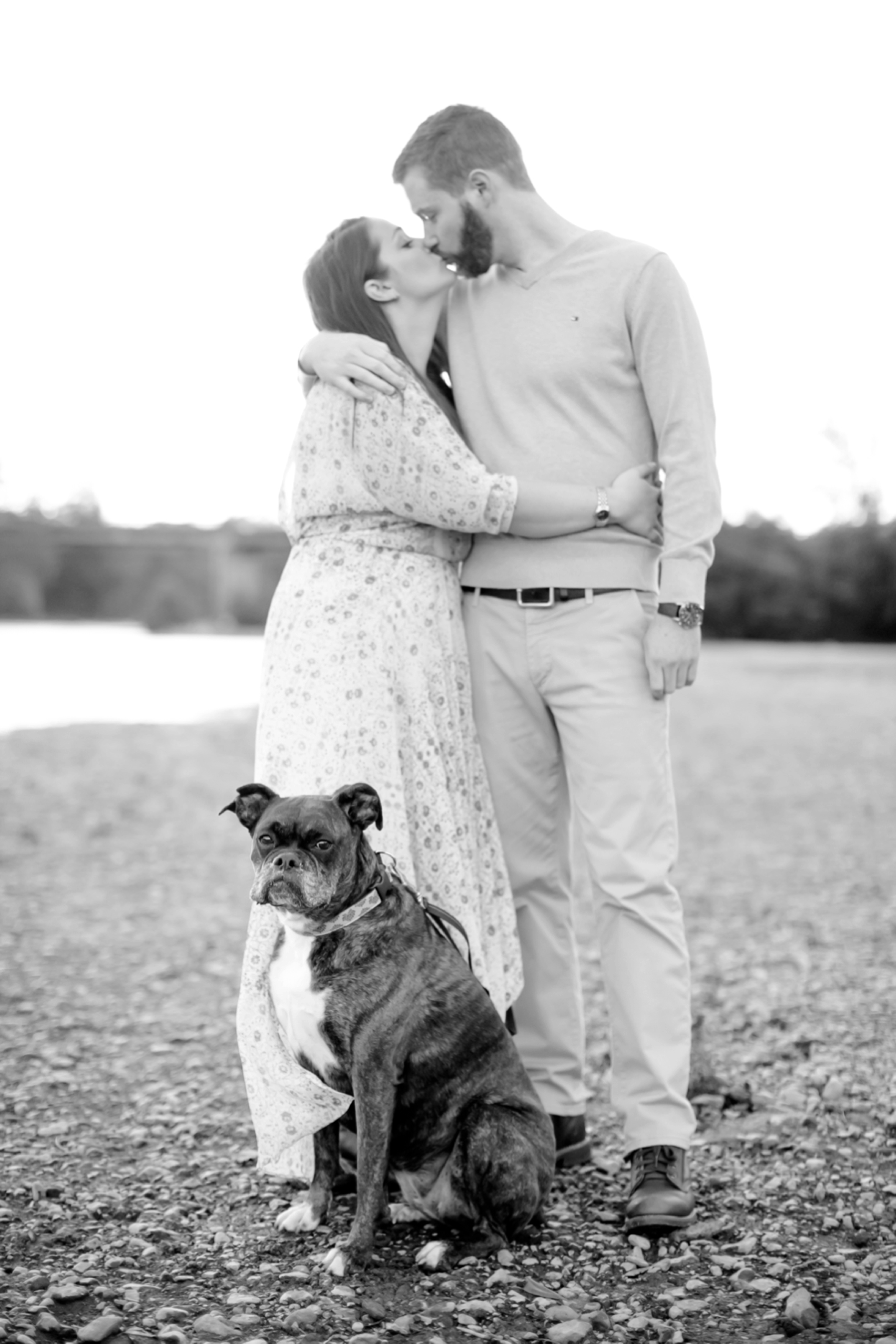 34downtown-fredericksburg-virginia-engagement-session-sarah-and-russell-1067