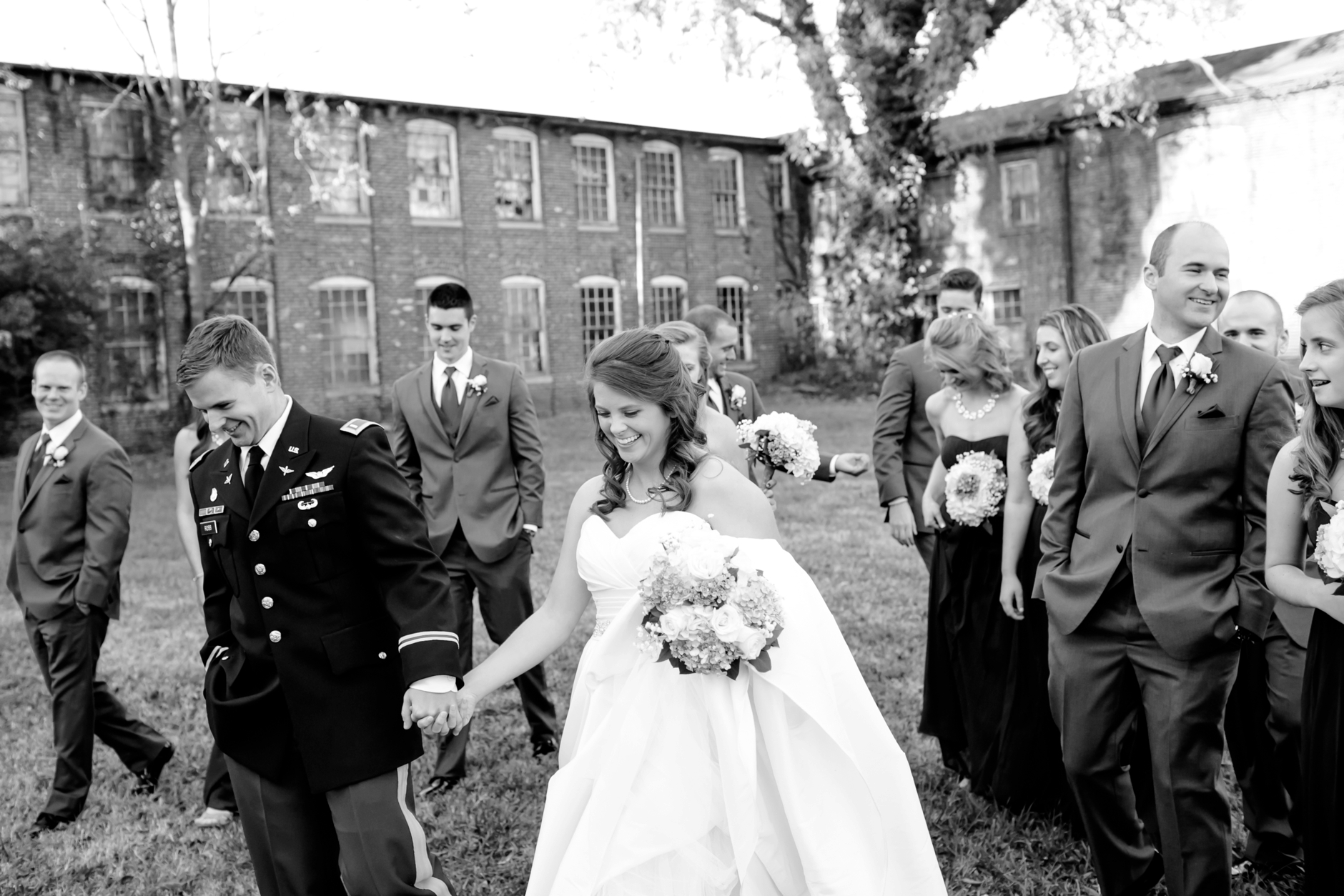 28-a-inn-at-the-olde-silk-mill-wedding-fall-ashlee-stephen-carley-rehberg-photography-1123