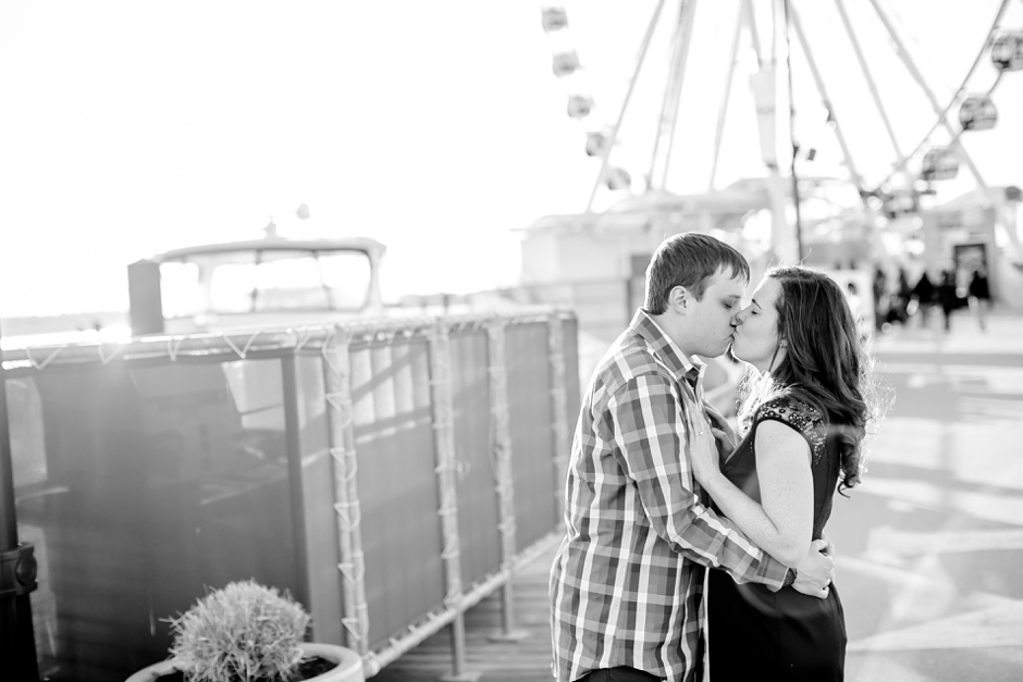 22A-National-Harbor-Engagement-Session-Brittany-Josh4654